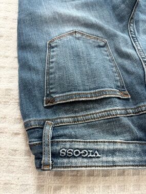 Vigoss Light Blue Relaxed Denim Jeans
